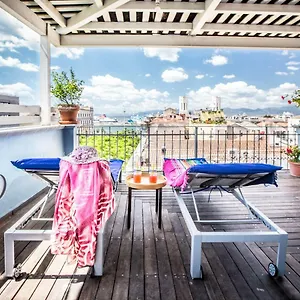 Гостевой дом La Terrazza Sul Porto, Кальяри